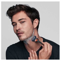 Braun MGK 3245 Erkek Bakım Kiti 7in1 Şekillendirici + Gillette Hediye - 3